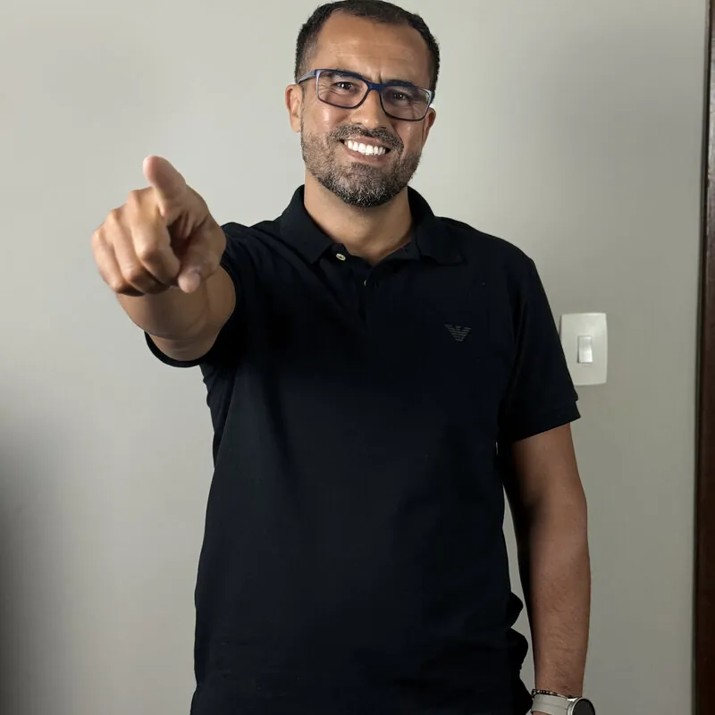 Prof. Cleiton Carvalho